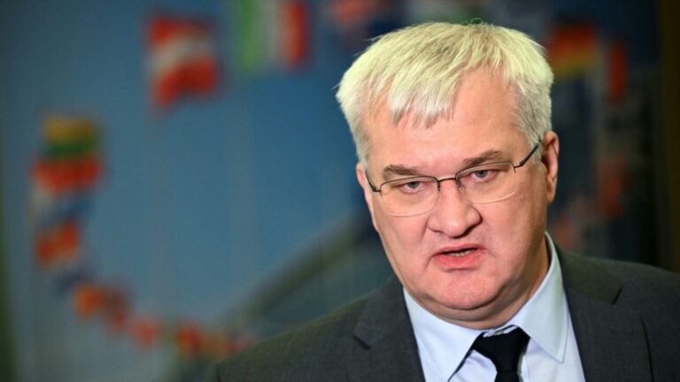 23-der-ukrainische-aussenminister-sybiha-614d3914df630abc.jpg