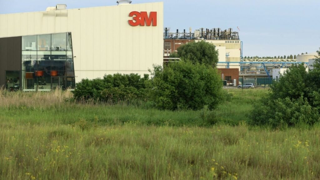 24-die-3mfabrik-bei-antwerpen-1d658307f1461473.jpg