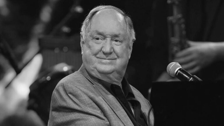 28-songwriter-mit-86-gestorben-16-9-spoton-article-1134489.jpg