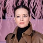 Claire-Foy-attends-CHANEL-Haute-Couture-Spring-Summer-2026-Runway-during-Paris-Haute-Couture-Fashion.jpeg