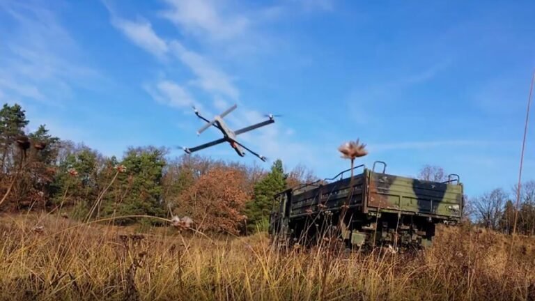 Die-von-der-Bundeswehr-veroeffentlichte-Aufnahme-zeigt-Loitering-Munition-des-Herstellers-Stark-kurz.jpeg