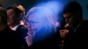 Hillary-Clinton-r-fruehere-US-Aussenministerin-nimmt-an-der-Eroeffnung-von-dem-The-World-Forum-2026.jpeg