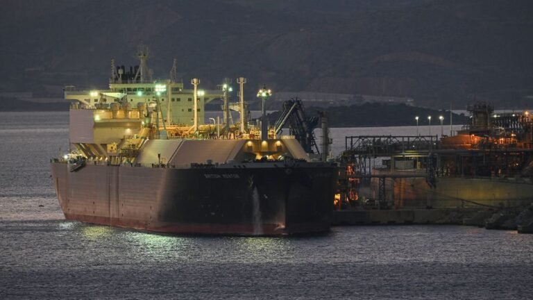 US-LNG-unloaded-at-Revithoussa-terminal-near-Athens-LNG-tanker-BRITISH-MENTOR-which-departed-from-Sa.jpeg