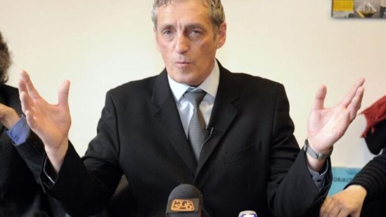 VU2MP3XCHEITWT2IKIUXAJ4DSU.jpg