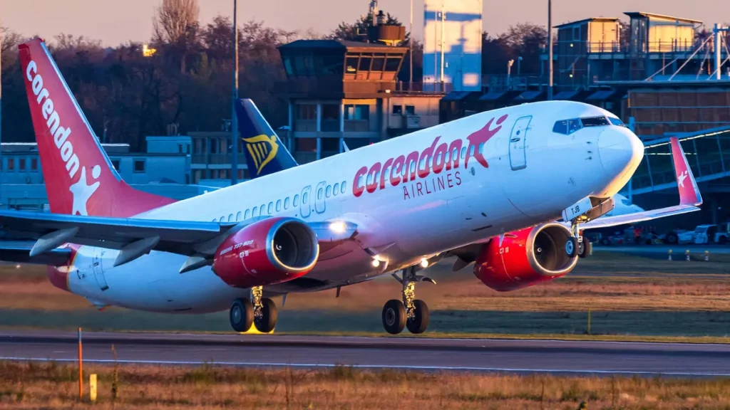 albrecht-duerer-airport-nuernberg-27-122025-eine-boeing-737-800-der-fluggesellschaft-corendon-airlin.webp
