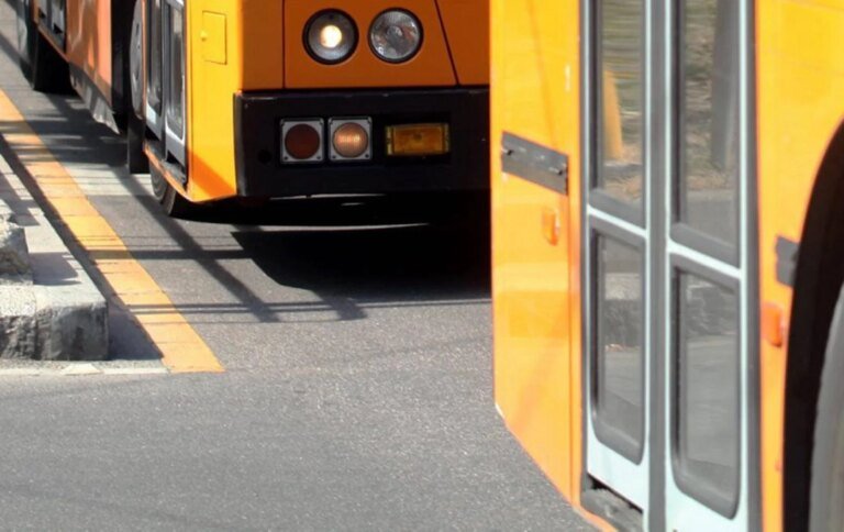 autobus_bus_corsia_fg_ipa.jpeg