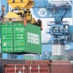 container-im-mainzer-hafen.webp.webp