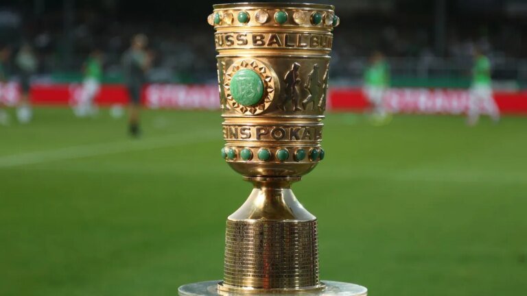 der-dfb-pokal-vier-klubs-sind-noch-im-rennen-um-die-trophaee.jpg