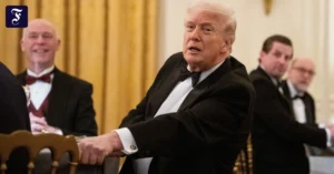 donald-trump-nimmt-an-einer.webp.webp