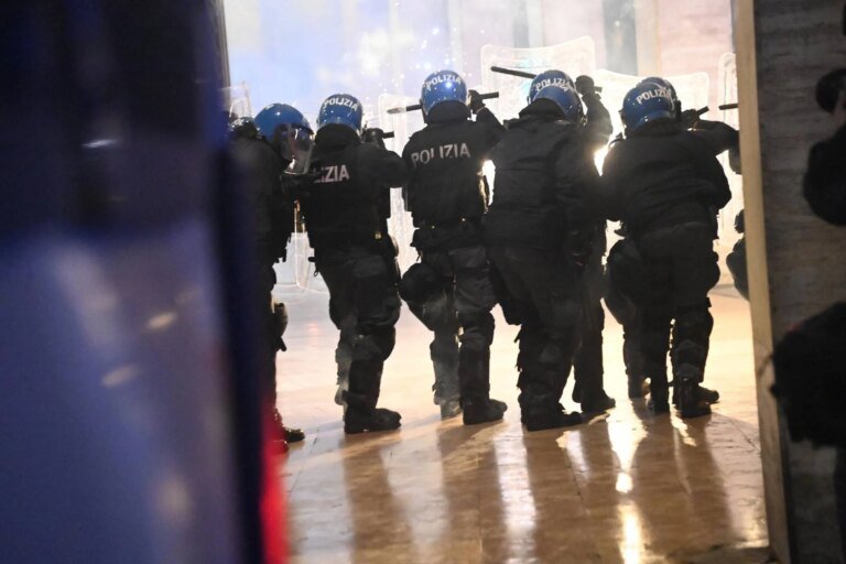 ftg_ipa68237855_polizia.jpeg