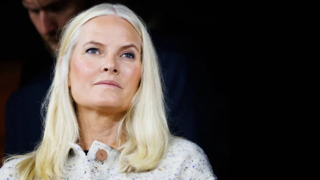 kronprinzessin-von-norwegen-mette-marit-hat-einen-sohn-aus-einer-frueheren-beziehung.jpg