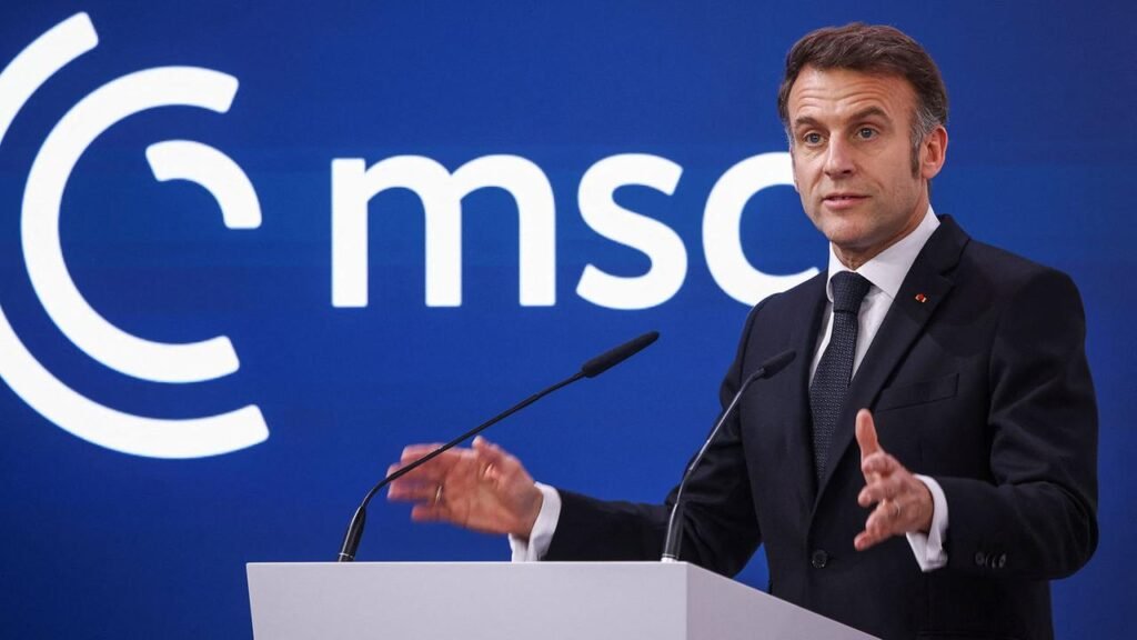 macron-976.jpg