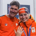 milano-cortina-2026-winter-olympics-speed-skating-eisschnelllauf-italy-mike-dogterom-after-proposing.webp