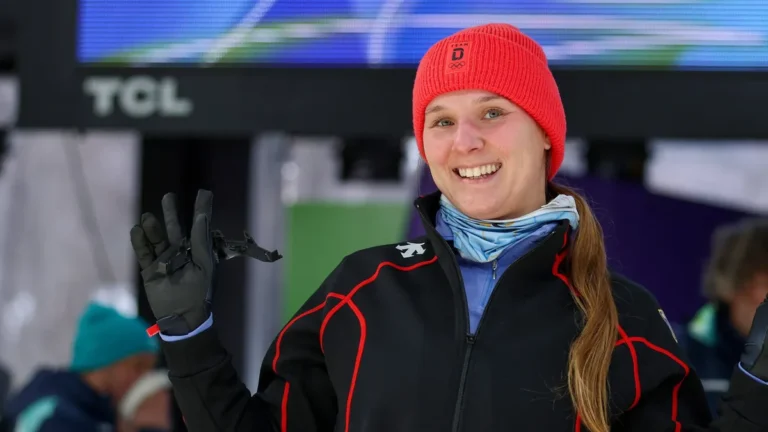 olympische-winterspiele-milano-cortina-2026-bob-monobob-frauen-offizielles-training-am-12-022026-im.webp
