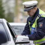 polizeikontrolle-duerfen-autofahrer-jetzt-luegen-und-muessen-sie-alles-mitmachen-was-der-beamte-verl.webp