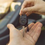 schluesseluebergabe-zum-ende-eines-leasingvertrages-sollten-sie-einige-dinge-beachten.jpg