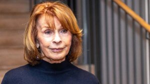 senta-berger-archivbild-die-schauspielerein-stuerzte-vor-einer-lesung.jpg