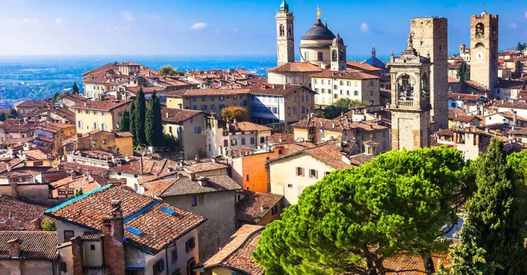 tetti-AdobeStock_94509135-U01302880130qPo-1440x752@IlSole24Ore-Web.jpg