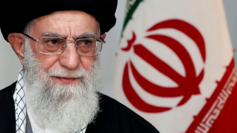 01-ali-chamenei-9750ea5d81581435.jpg
