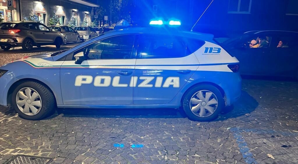 9403588_08111716_polizia_a_via_dante.jpg