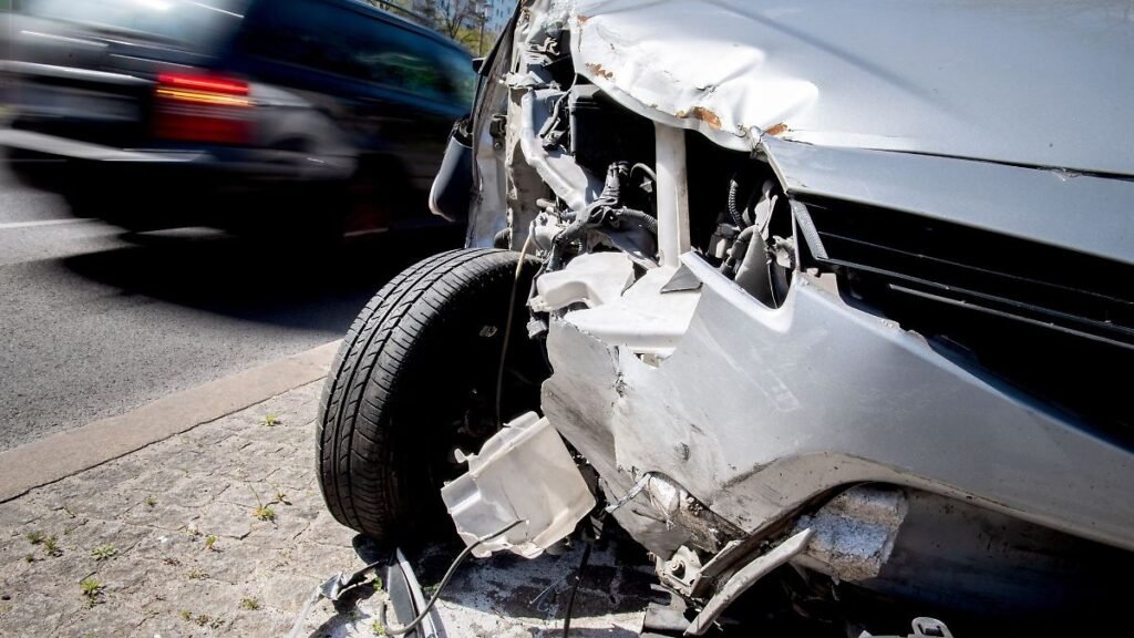 Da-hat-s-gekracht-Probleme-kann-es-auch-mit-der-Versicherung-geben-wenn-man-sich-nach-dem-Unfall-vom.jpeg
