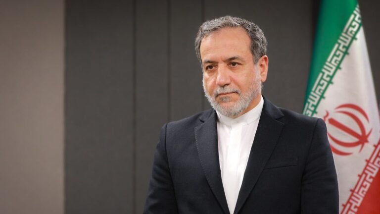 HANDOUT-Der-iranische-Aussenminister-Abbas-Araghtschi-bei-einem-Interview-in-Teheran-Nach-Darstellun.jpeg