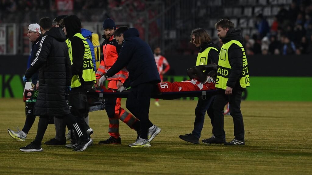 Injured-Silas-Katompa-Mvumpa-Mainz-on-a-stretcher-during-the-UEFA-Conference-League-round-of-16-1st.jpeg
