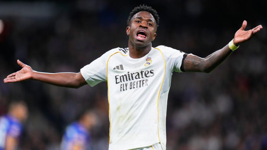 J24-real-1.jpg