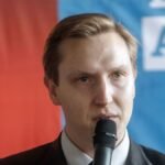 Kevin-Dorow-AfD-Beisitzer-im-Landesvorstand-der-AfD-Schleswig-Holstein-spricht-auf-der-Gruendungsver.jpeg