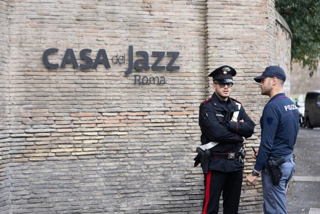 casa_jazz_scavi_carabinieri_polizia_fg_ipa.jpeg