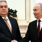 der-russische-praesident-wladimir-putin-r-und-der-ungarische-ministerpraesident-viktor-orban-schuett.webp