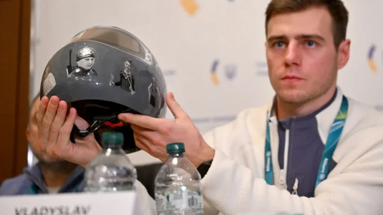 der-ukrainische-skeleton-pilot-wladislaw-heraskewytsch-kritisiert-das-anzug-verbot-fuer-seine-landsl.webp