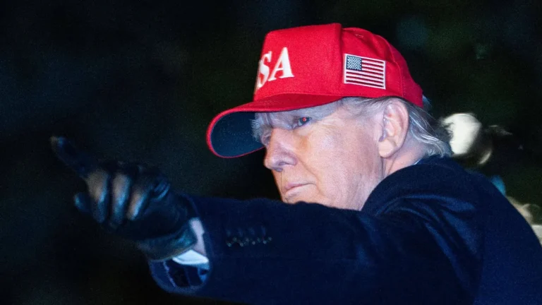 donald-trump-returns-to-white-house-united-states-president-donald-j-trump-returns-to-the-white-hous.webp