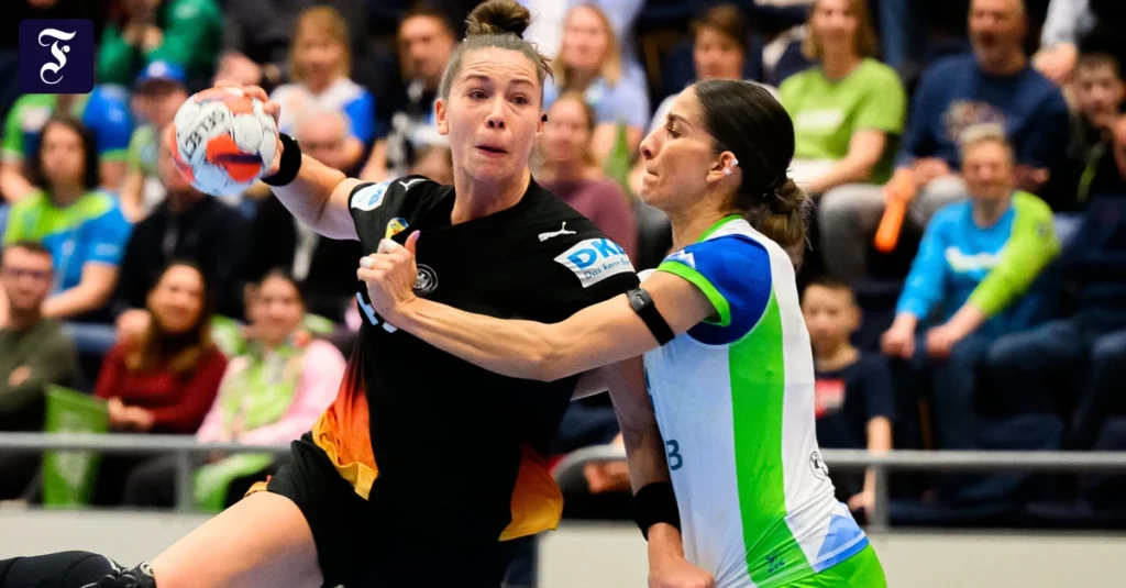 emily-vogel-ist-gegen.webp.webp