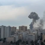 explosionen-in-teheran-archivbild-seit-dem-angriff-auf-den-iran-versucht-dieser-die-angreifer-auch-w.webp