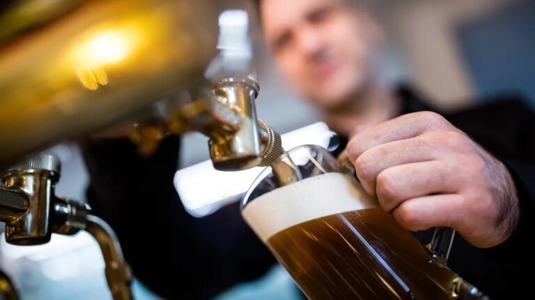 katerstimmung-bei-den-brauern-die-deutschen-trinken-immer-weniger-bier.jpg