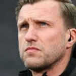 markus-kroesche-hat-noch-einen-vertrag-bis-2028-bei-eintracht-frankfurt.jpg