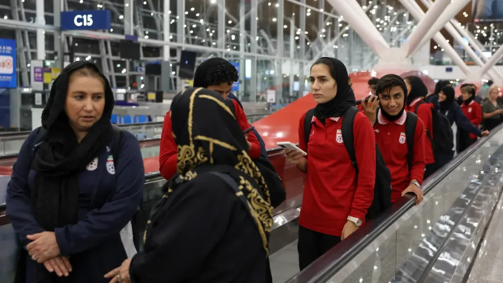members-of-the-iranian-womens-national-soccer-team-arrive-at-terminal-1-of-kuala-lumpur-internationa.webp