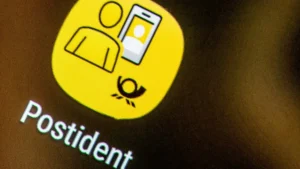 prepaid-sim-karten-von-vodafone-koennen-jetzt-unter-anderem-ueber-die-app-postident-der-deutschen-po.webp