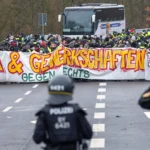 scharfe-proteste-polizei-und.webp.webp