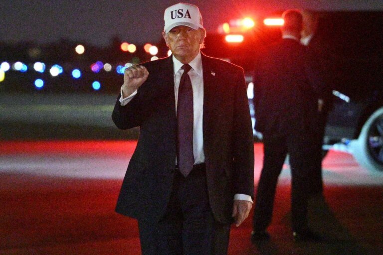 trump_pugno_afp.jpeg