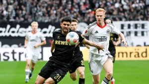 05-04-2026-xpsx-Fussball-1-Bundesliga-Eintracht-Frankfurt-1FC-Koeln-v-l-Cenk-Oezkacar-1.jpg