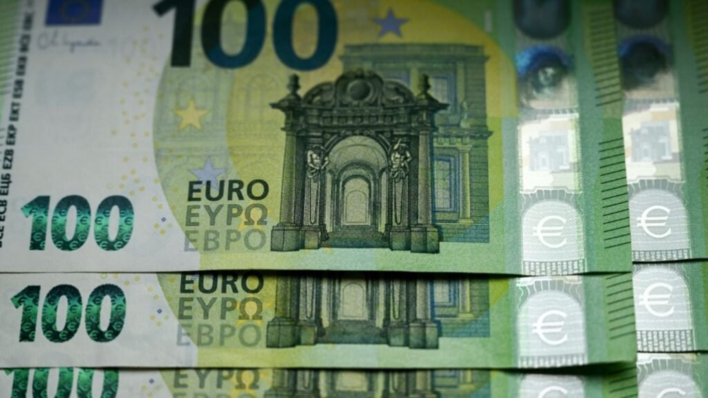 11-eurogeldscheine-97de30d41560ae60.jpg