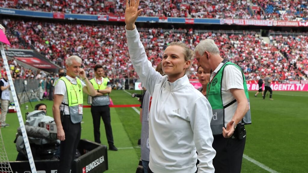 Muenchen-Deutschland-13-April-2024-Fussball-Herren-Bundesliga-Saison-2023-2024-FC-Bayern-Muenchen-1.jpeg