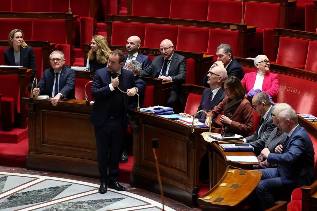 a715f59_ftp-1-i2fefbvgay26-2026-01-23t120015z-1564096291-rc2z6japljf7-rtrmadp-3-france-politics.JPG