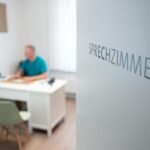 arzt-sprechzimmer-1001280x720.jpeg