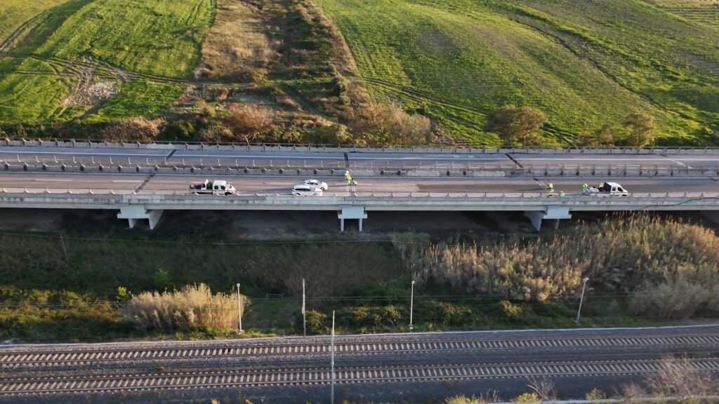 autostrada-a14-e-ferrovia.jpg