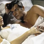 roger-moore-und-jane-seymour-1973-standen-sie-gemeinsam-fuer-leben-und-sterben-lassen-vor-der-kamera.webp
