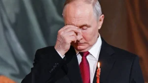 russia-moscow-april-12-2026-russia-s-president-vladimir-putin-attends-an-easter-service-at-the-cathe.webp