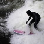 surfer-eisbachwelle-muenchen-1001280x720.jpeg
